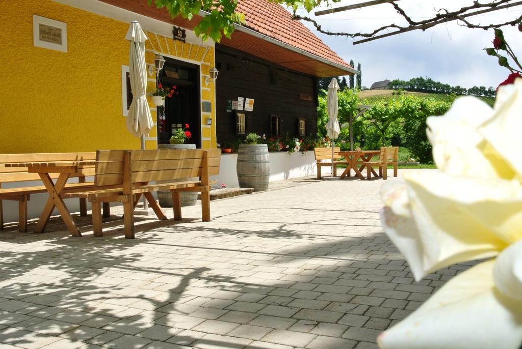 Weingut Primus Suedsteiermark ชปีลเฟลด์ ภายนอก รูปภาพ