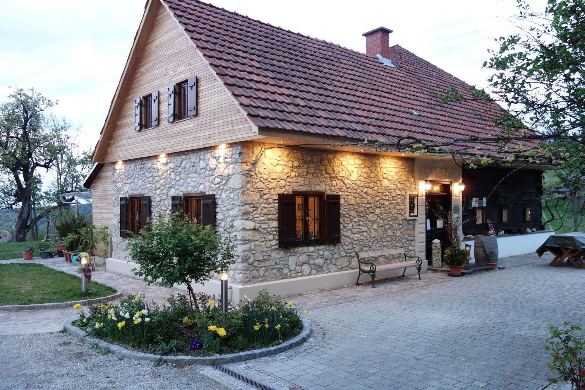 Weingut Primus Suedsteiermark ชปีลเฟลด์ ภายนอก รูปภาพ